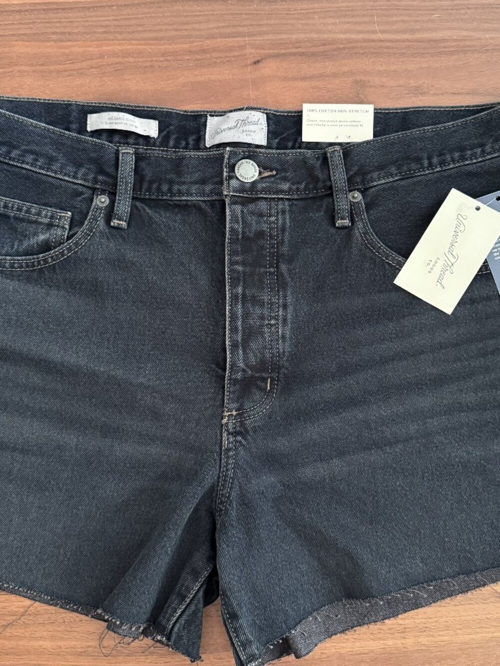 Universal Thread Mid-Rise 90s Baggy Denim Shorts – Size 14 | MF0348